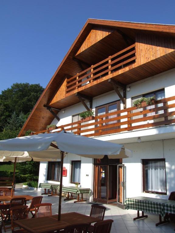 Vadregeny Panzio Esztergom Exterior photo